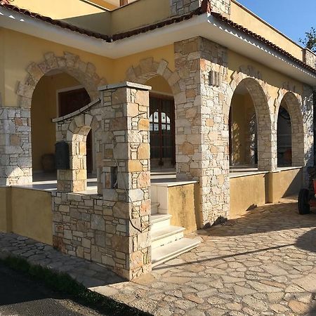 Lepa Kuca Hotel Spata  Exterior photo
