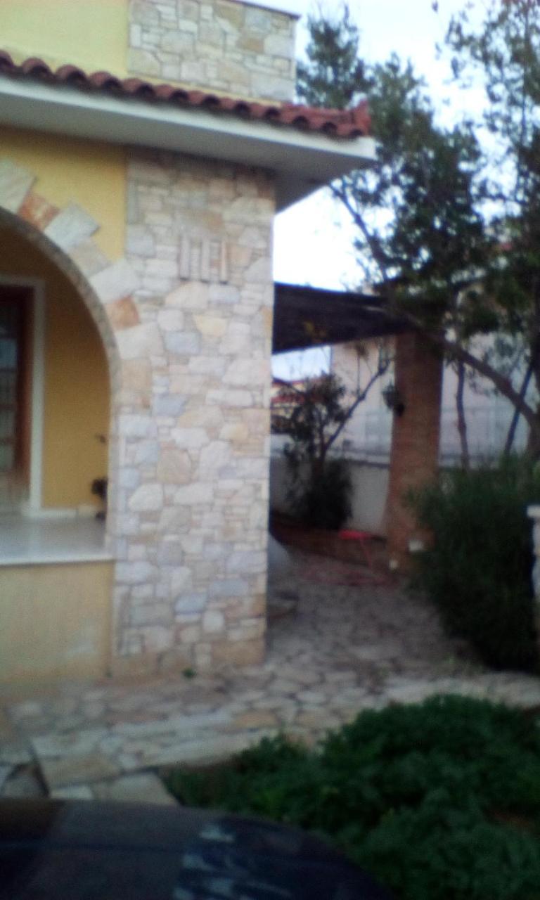 Lepa Kuca Hotel Spata  Exterior photo